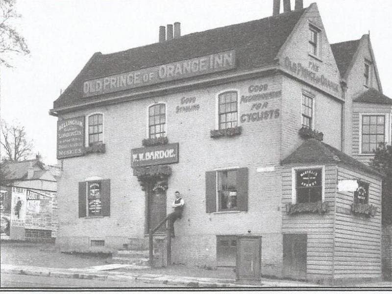 The Old Prince of Orange Inn, offering good stabling and rooms for cyclists